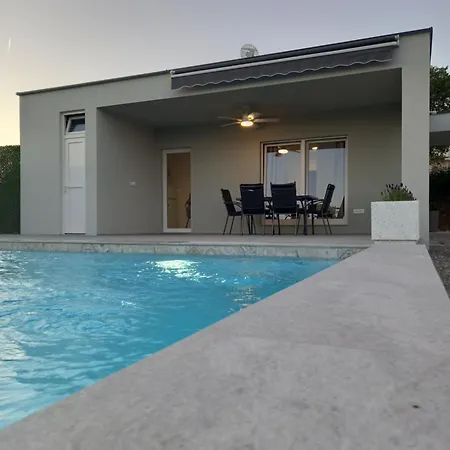 Z House Kuca Za Odmor *